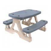 Plastmasas galds ar soliem 78x79x47cm 13011
